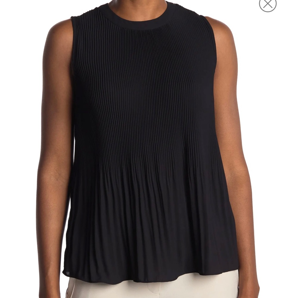 Pleated Sleeveless Tank Top